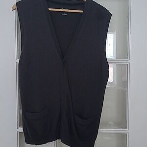 Haggar Men's Charcoal Gray Button Vest